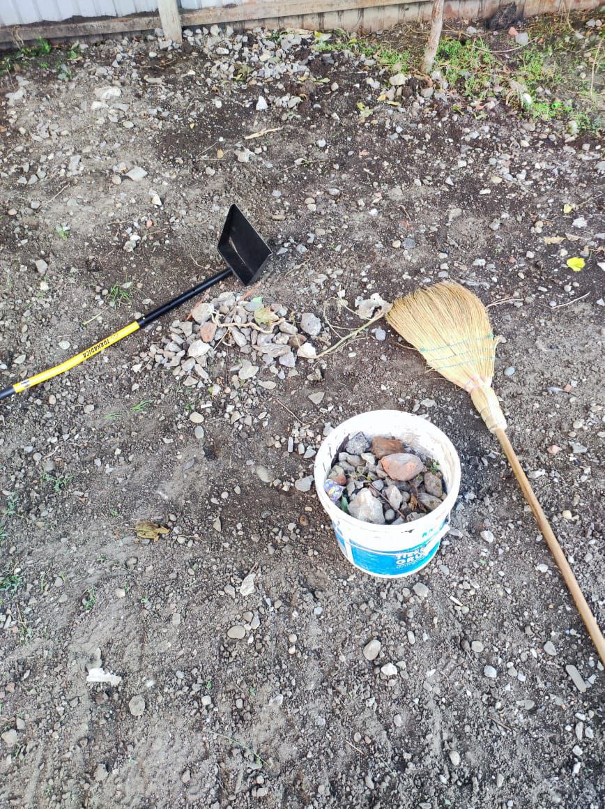 Уборка газонов на Гаражной 71/1