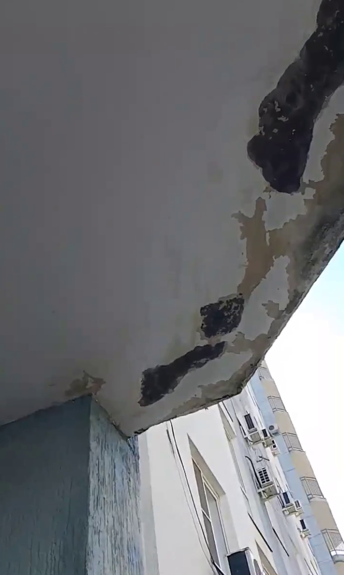 Ремонт переходных балконов на Симиренко 45